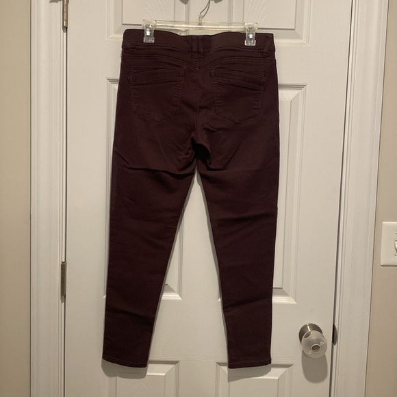 Democracy mid rise skinny plum ankle jeans - Picture 3 of 4